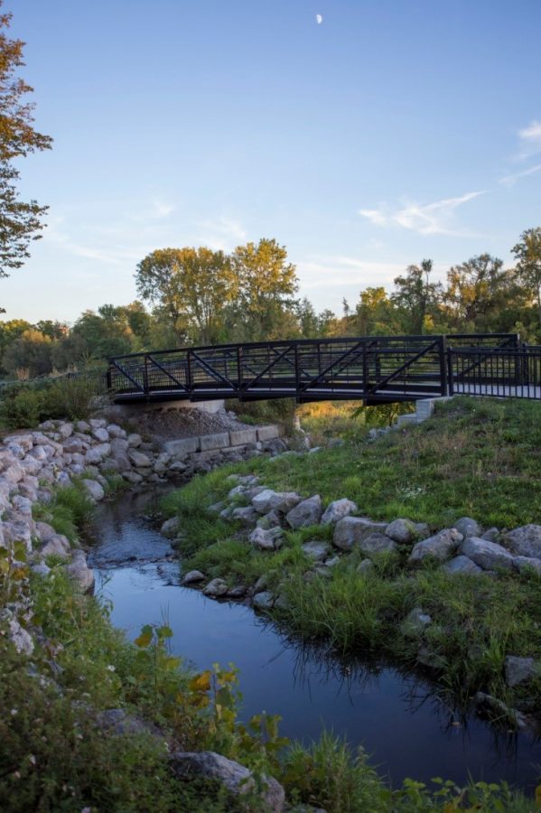 Veterans park is a beautiful location to take pictures before Homecoming. Veterans park is located at 1671 N. Custer Rd.