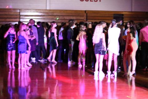 MHS hosts in-person 2021 Homecoming dance